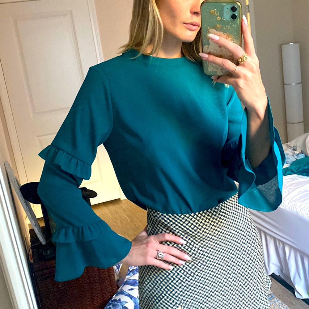 Green blouse